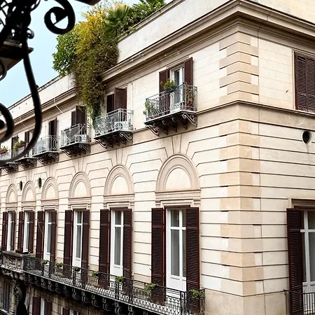 Luxury Palazzo Vannucci Apartment
